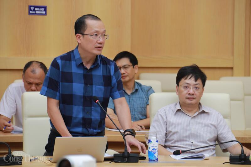 Tổng giám đốc Công ty TNHH MTV Vận hành hệ thống điện và thị trường điện Quốc gia Nguyễn Đức Ninh phát biểu tại hội nghị