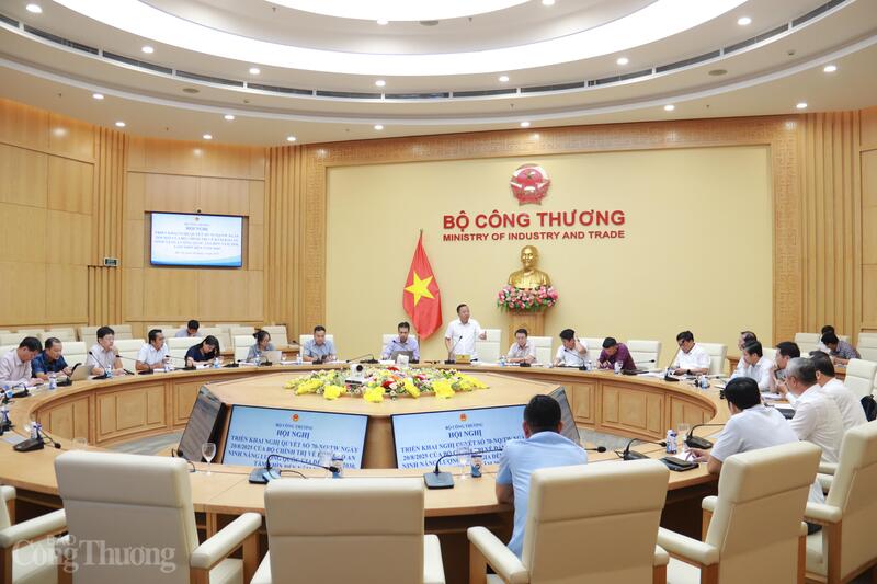 Quang cảnh Hội nghị triển khai Nghị quyết 70-NQ/TW của Bộ Chính trị về bảo đảm an ninh năng lượng quốc gia đến năm 2030, tầm nhìn đến năm 2045