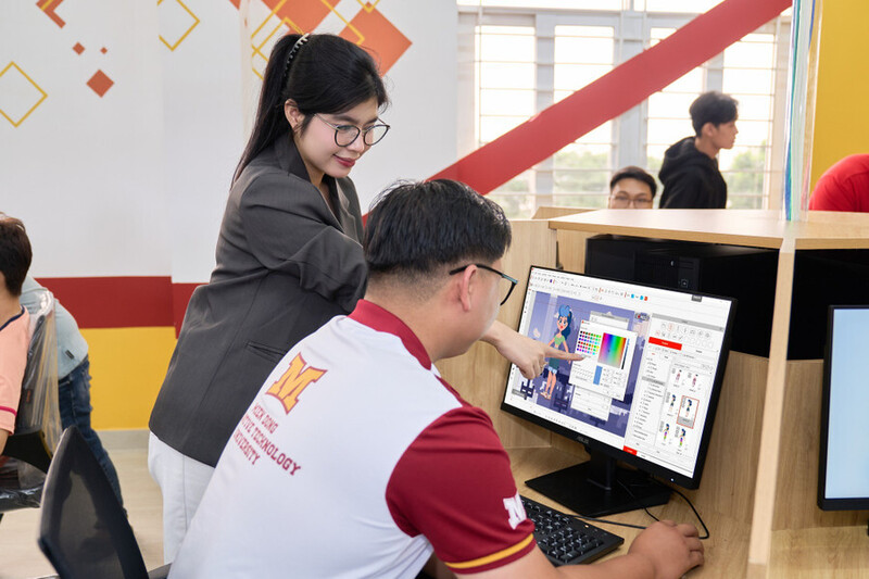 Phòng thực hành tại Trường Đại học Công nghệ miền Đông. Ảnh: MIT-Uni.