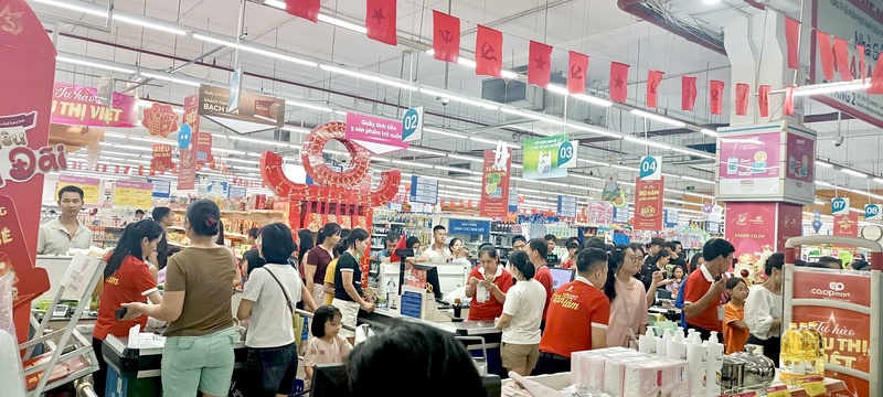 Saigon Co.op tiếp tục tung nhiều deal khuyến mãi kịch khung vào tuần 2 của chương trình Tự hào siêu thị Việt