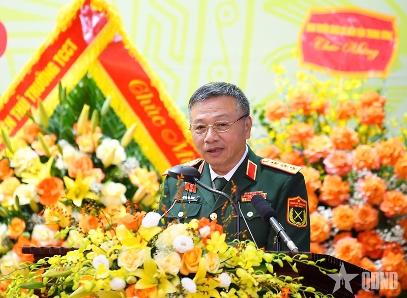 Thượng tướng Lê Quang Minh, Phó Chủ nhiệm Tổng cục Chính trị Quân đội nhân dân Việt Nam, Bí thư Đảng ủy phát biểu bế mạc Đại hội. Ảnh: QĐND