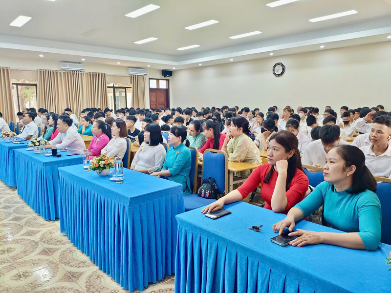 Trường Cao đẳng Công Thương Phú Thọ bước vào năm học mới với nhiều kỳ vọng và mục tiêu mới. Ảnh: Thanh Loan