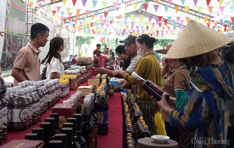 Nhiều sản phẩm thủy, hải sản của các hợp tác vùng biển đã được người dân tin dùng