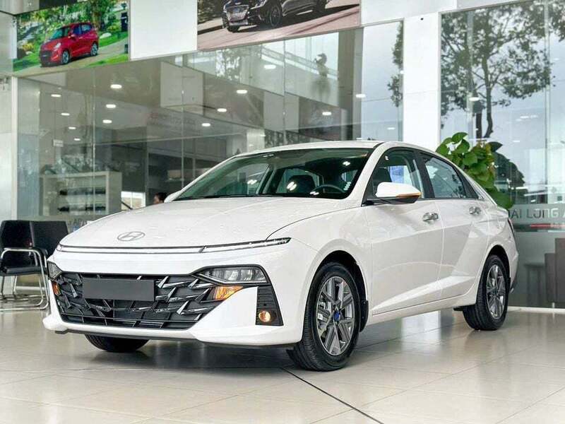 Hyundai Santa Fe đang được giảm tới 125 triệu đồng, với Accent là 50 triệu đồng. Ảnh: Huyndai Việt Nam
