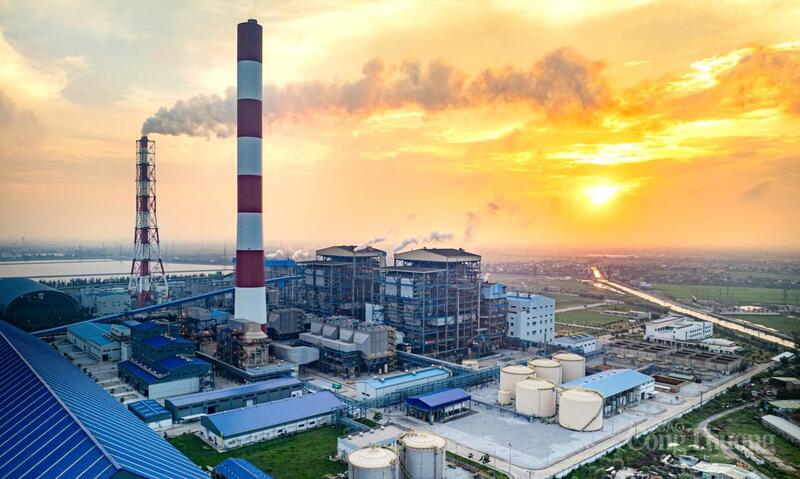 Nhà máy Nhiệt điện Thái Bình 2 nằm trong Trung tâm Điện lực Thái Bình, tổng mức đầu tư dự án là 41.799 tỷ đồng. Chính phủ giao cho Tập đoàn Dầu khí Việt Nam, nay là Tập đoàn Công nghiệp -Năng lượng Quốc gia (Petrovietnam), làm chủ đầu tư. Petrovietnam điều hành, quản lý dự án, đồng thời phối hợp với kênh phân phối, vận hành của Tập đoàn Điện lực Việt Nam (EVN), dùng nguyên liệu than của Tập đoàn Công nghiệp Than - Khoáng sản Việt Nam (TKV) để sản xuất. Với sự tổng hòa của 3 tập đoàn lớn, có thể nói Nhà máy Nhiệt điện Thái Bình 2 là công trình điểm của ngành năng lượng.