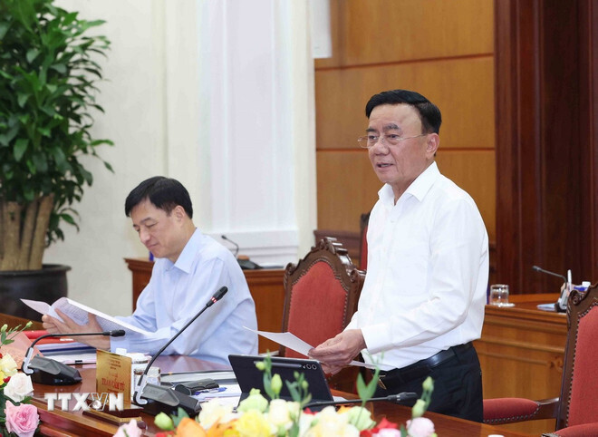 Đồng chí Trần Cẩm Tú, Ủy viên Bộ Chính trị, Thường trực Ban Bí thư, chủ trì buổi làm việc của Tổ công tác số 4. Ảnh: Phương Hoa/TTXVN