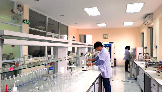 Hoá chất được coi là nền tảng của nhiều ngành công nghiệp. Ảnh minh hoạ