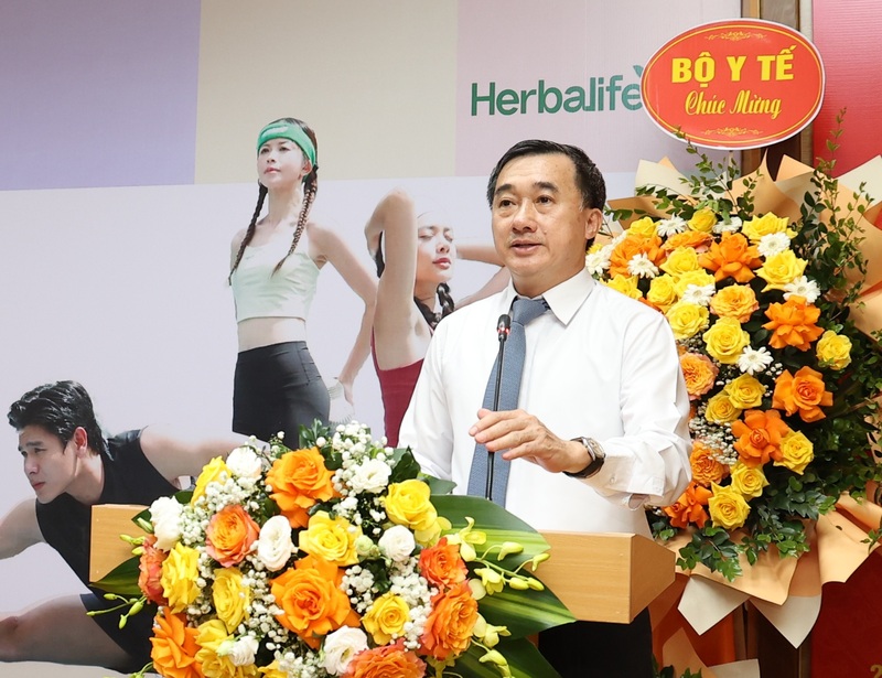 Thứ trưởng Bộ Y tế Trần Văn Thuấn phát biểu chỉ đạo tại Lễ phát động cuộc thi "Tôi khỏe đẹp hơn" lần 4.