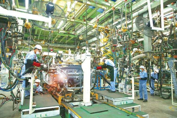 Nửa đầu năm 2025, GDP của Việt Nam tăng 7,5% (so với cùng kỳ), cao hơn mức 6,5% cùng kỳ năm 2024. Ảnh: Đình Vũ