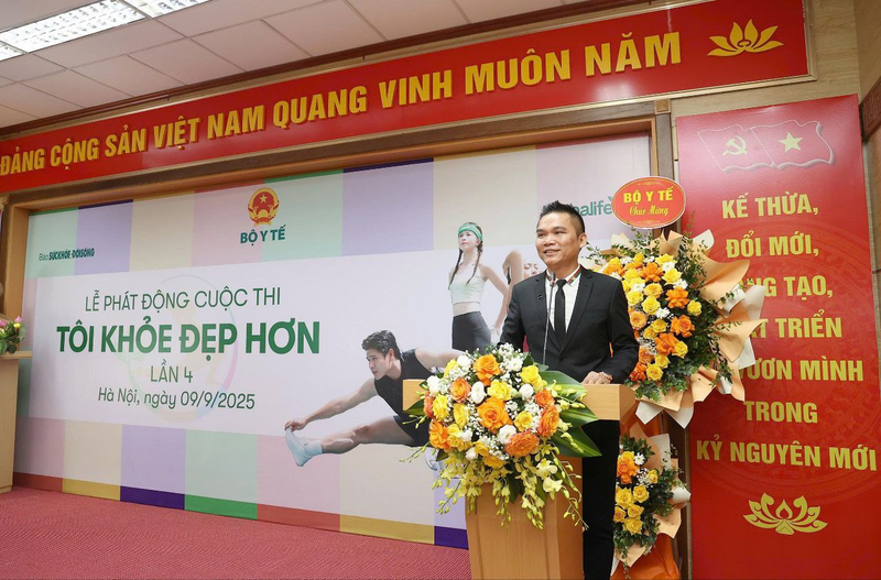 Ông Nguyễn Thành Đạt – Giám đốc Truyền thông Herbalife Việt Nam, Campuchia & Thái Lan chia sẻ tại sự kiện