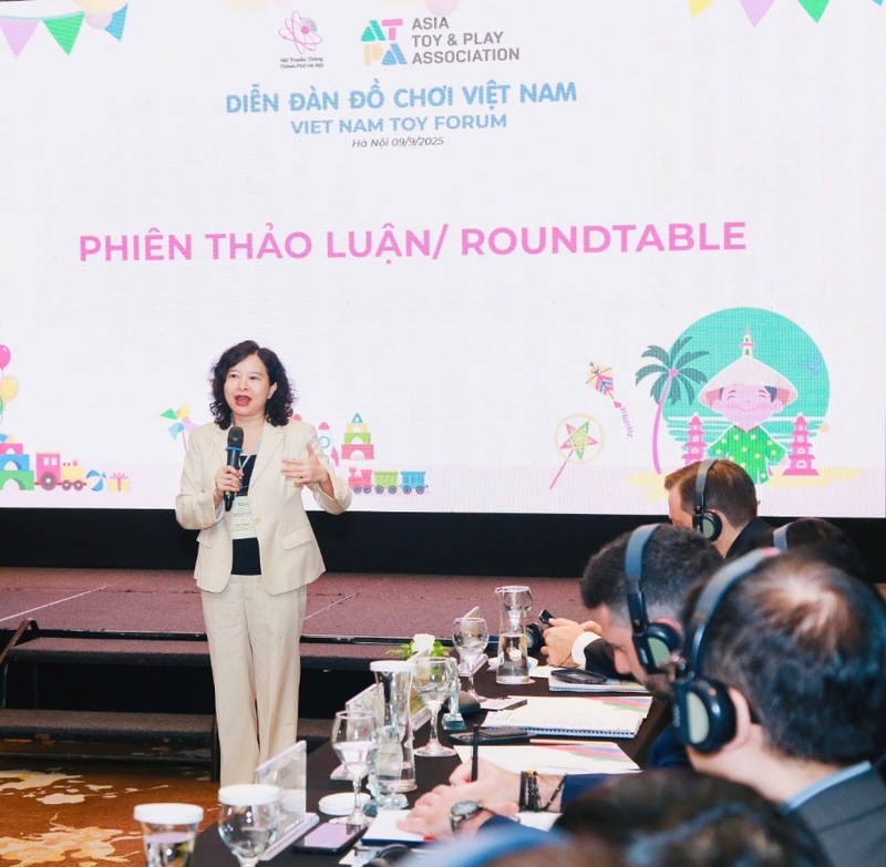 Bà Trịnh Thị Thu Hiền nhấn mạnh về việc tận dụng ưu đãi FTA thông qua xuất xứ hàng hóa và triển khai phân quyền phân cấp trong lĩnh vực này. Ảnh: Cục Xuất nhập khẩu