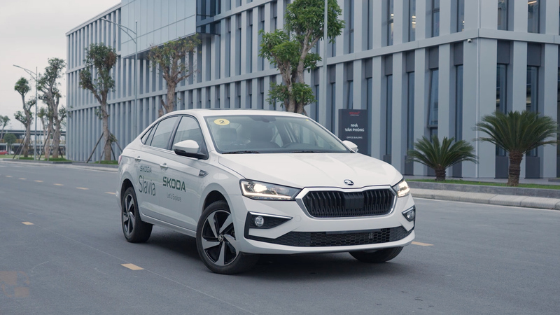 Skoda Slavia là tân binh trong phân khúc sedan cỡ B với giá bán 468-568 triệu đồng. Ảnh: Skoda Việt Nam