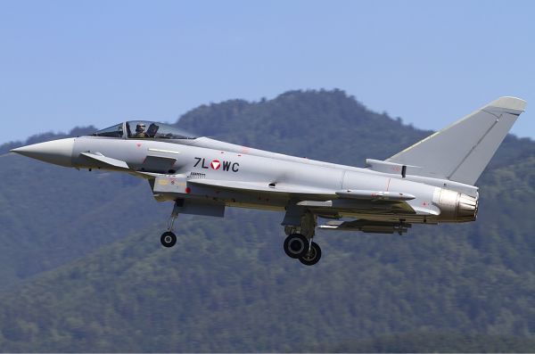 Máy bay chiến đấu Typhoon. Ảnh: Topwar