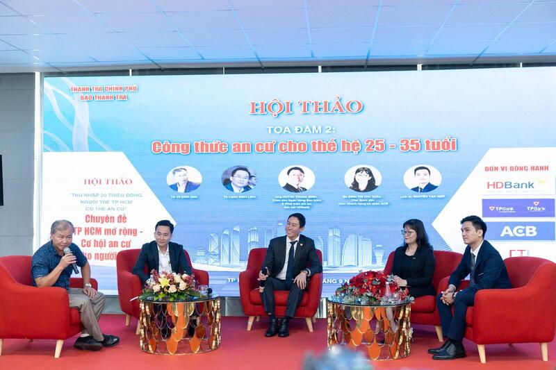 Các chuyên gia, lãnh đạo ngân hàng chia sẻ giải pháp an cư cho người trẻ tại tọa đàm ‘Công thức an cư cho thế hệ 25-35 tuổi’ tổ chức tại TP.Hồ Chí Minh.