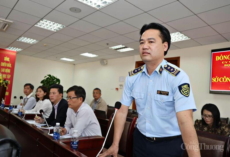 Ông Phan Văn Tuyên, Quyền Chi cục trưởng Chi cục Quản lý thị trường Lâm Đồng.