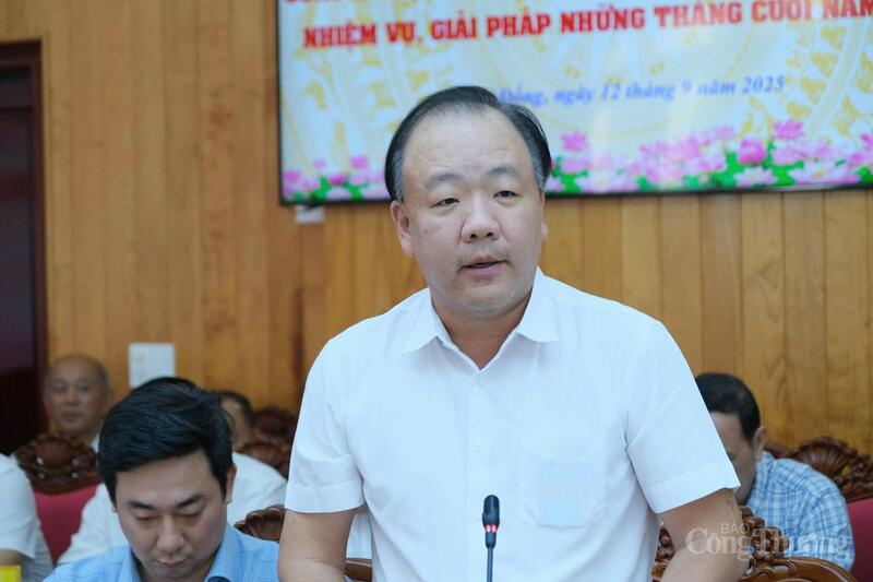 Ông Trần Hữu Linh - Cục trưởng Cục Quản lý và Phát triển thị trường trong nước. Ảnh: Lê Sơn.
