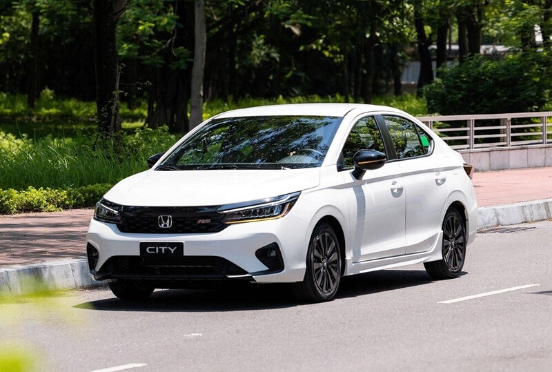 Honda đã có một cú bứt phá để vươn lên vị trí thứ ba toàn thị trường với 2.275 xe bán ra, phần lớn nhờ vào sự tỏa sáng của mẫu xe chủ lực Honda City
