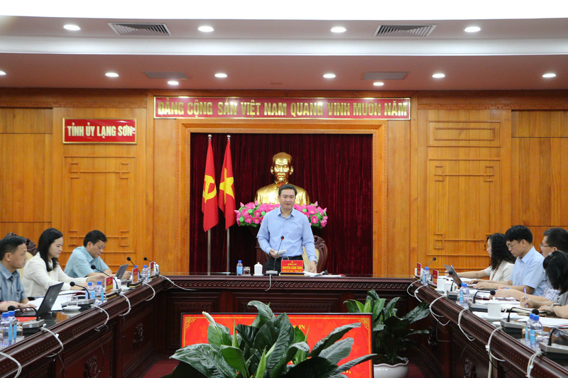 Đồng chí Nguyễn Cảnh Toàn, Phó Bí thư Tỉnh ủy chủ trì cuộc họp để xem xét kết quả tổ chức, triển khai thực hiện các nhiệm vụ của Tiểu ban Tuyên truyền Đại hội đại biểu Đảng bộ tỉnh lần thứ XVIII, nhiệm kỳ 2025 - 2030
