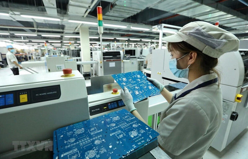 Nhóm sản phẩm điện tử và linh kiện chiếm tỷ trọng lớn nhất trong xuất khẩu từ Việt Nam sang Hungary. Ảnh: Minh Anh