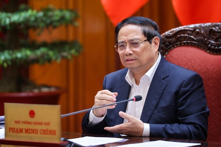Thủ tướng Phạm Minh Chính chủ trì cuộc họp nhằm tiếp tục cụ thể hóa một bước Nghị quyết phiên họp Chính phủ thường kỳ tháng 8/2025 về công tác chỉ đạo, điều hành kinh tế nói chung và kinh tế vĩ mô nói riêng. Ảnh: VGP/Nhật Bắc