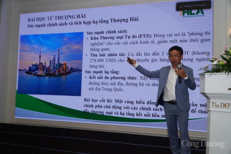 Đại biểu đóng góp ý kiến tại sự kiện. Ảnh: Ngọc Vinh