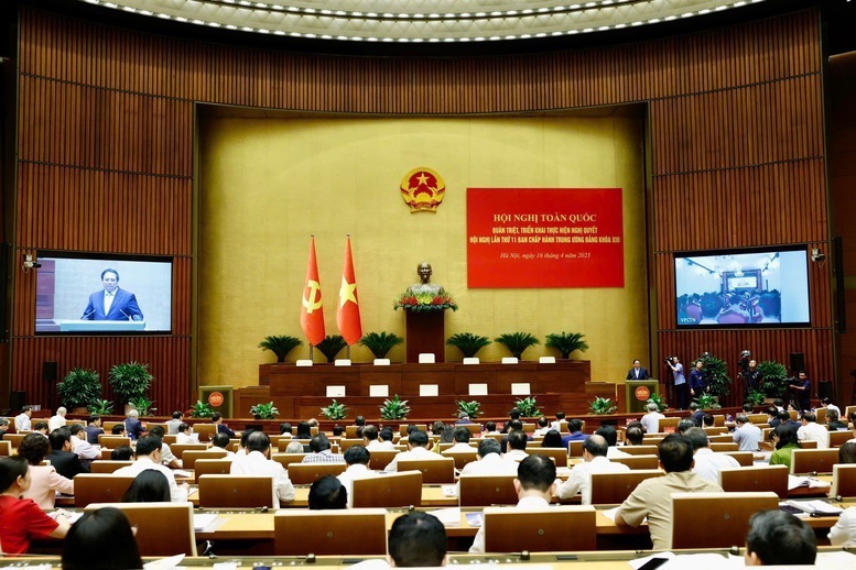 Hội nghị toàn quốc quán triệt, triển khai thực hiện Nghị quyết Trung ương 11 do Bộ Chính trị, Ban Bí thư tổ chức ngày 16/4/2025. Ảnh VGP