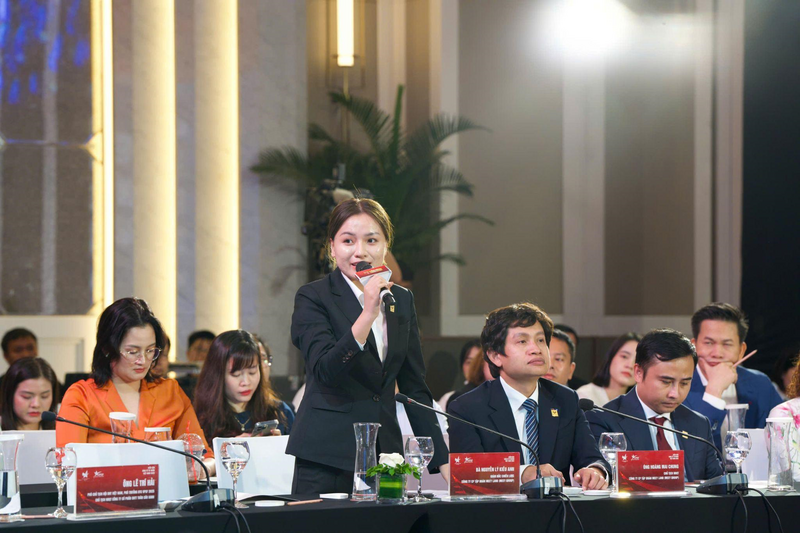 Bà Nguyễn Lý Kiều Anh - Giám đốc Chiến lược Meey Group kiến nghị cách quản lý khu vực đổi mới sáng tạo. Ảnh: Meey Group