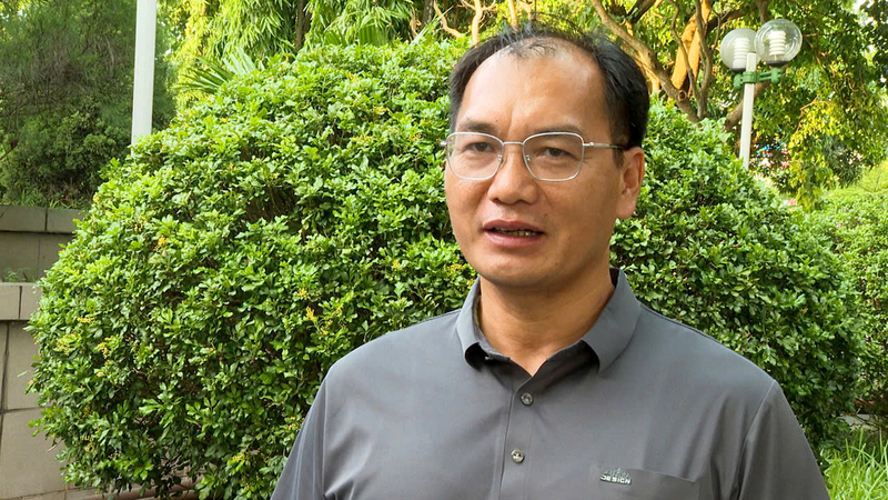 “Giá trứng hiện nay cao khiến nông dân chúng tôi rất phấn khởi” - ông Nguyễn Văn Nguyên - Chủ mô hình trang trại