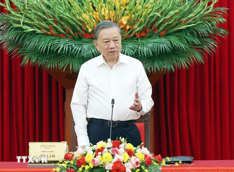 Tổng Bí thư Tô Lâm: Đẩy mạnh đối ngoại, hội nhập quốc tế là nhiệm vụ “trọng yếu, thường xuyên”, cần sự phối hợp chặt chẽ của ba trụ cột Quốc phòng - An ninh - Đối ngoại. Ảnh: TTXVN.
