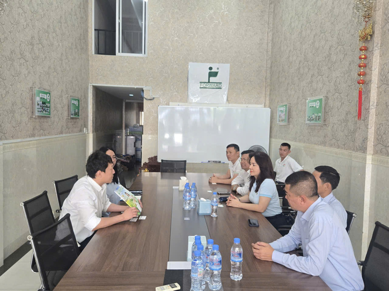 Đoàn công tác PVCFC làm việc với Forward (Ảnh PVCFC)