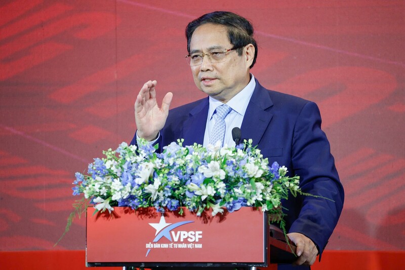 Thủ tướng Chính phủ Phạm Minh Chính phát biểu chỉ đạo tại Diễn đàn Kinh tế tư nhân Việt Nam.