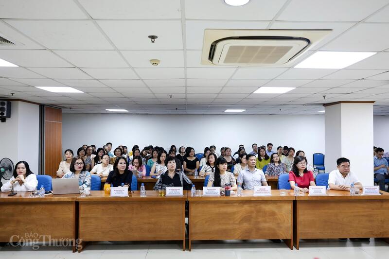 Hội nghị tại điểm cầu Báo Công Thương, 655 Phạm Văn Đồng, Hà Nội. Ảnh: Nam Nguyễn