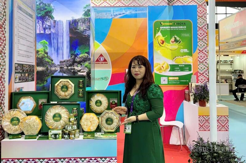 Công ty CP Phát triển Yến Xuân Cao Nguyên (phường Pleiku) đem đến sản phẩm chế biến từ yến. Ảnh: Mai Thu