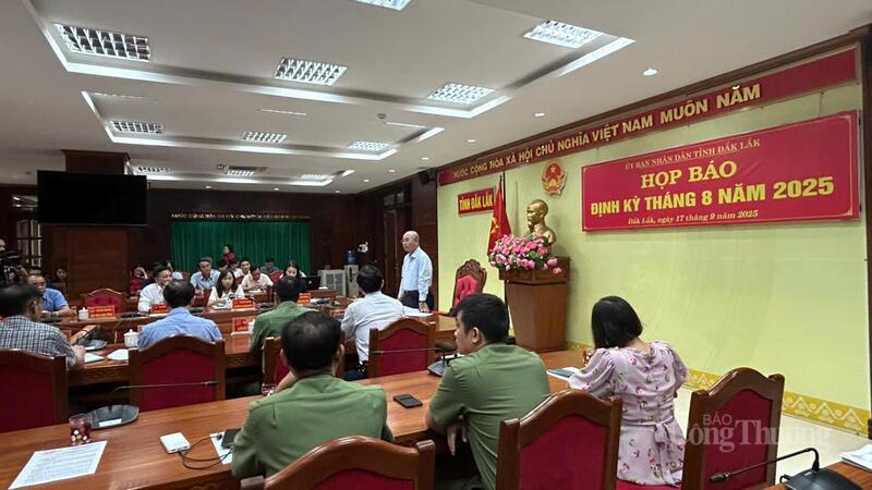 Toàn cảnh họp báo định kỳ tháng 8/2025 do UBND tỉnh Đắk Lắk tổ chức. Ảnh: Hoàng Nguyên