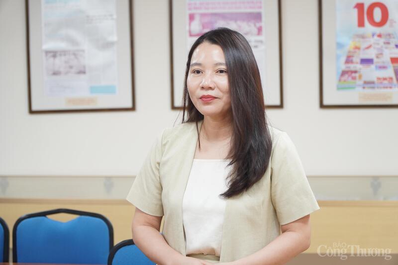 TS.Lê Thu Hà cũng gửi lời cảm ơn tới Ban Biên tập Báo Công Thương đã luôn đồng hành với Học viện trong nhiều năm qua.