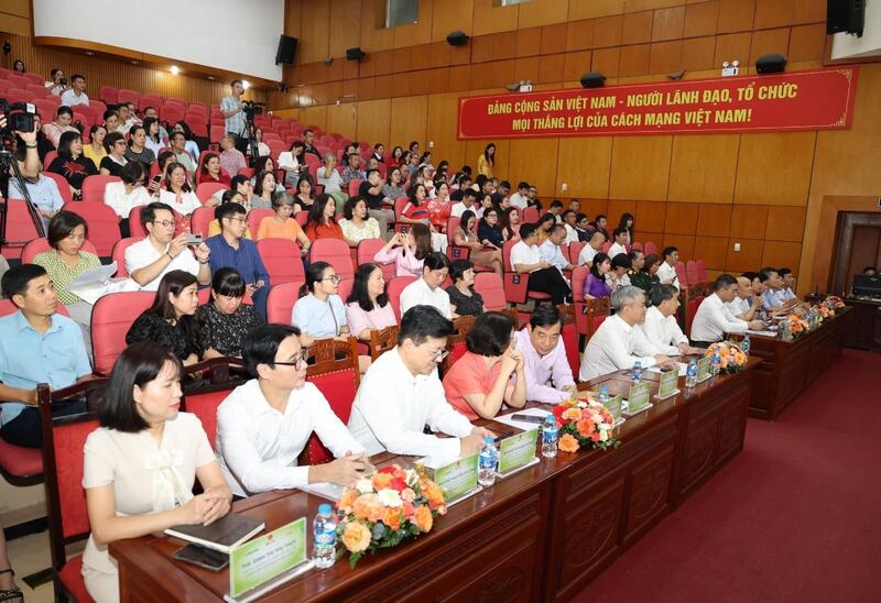 Quang cảnh lễ phát động cuộc thi 'Cơ sở y tế không khói thuốc lá' lần thứ I.