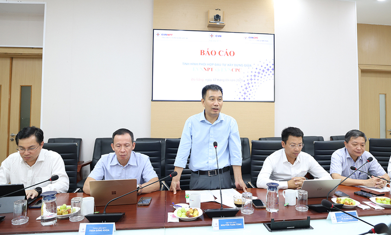 Chủ tịch EVNNPT Nguyễn Tuấn Tùng phát biểu