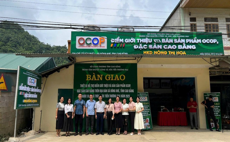 Cao Bằng xây dựng các điểm giới thiệu đặc sản, sản phẩm OCOP. Ảnh: CTCB