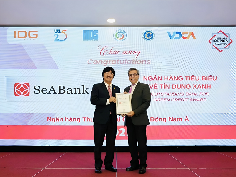 SeABank lần thứ 5 liên tiếp nhận “cú đúp” giải thưởng Ngân hàng Việt Nam tiêu biểu 2025, khẳng định chiến lược bền vững gắn trọng tâm ESG.