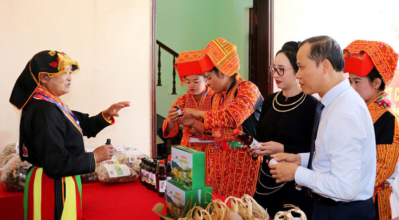 Sản phẩm nông sản của bà con vùng đồng bào dân tộc thiểu số, miền núi tỉnh Bắc Ninh được người tiêu dùng tin tưởng. Ảnh: Xuân Thỏa