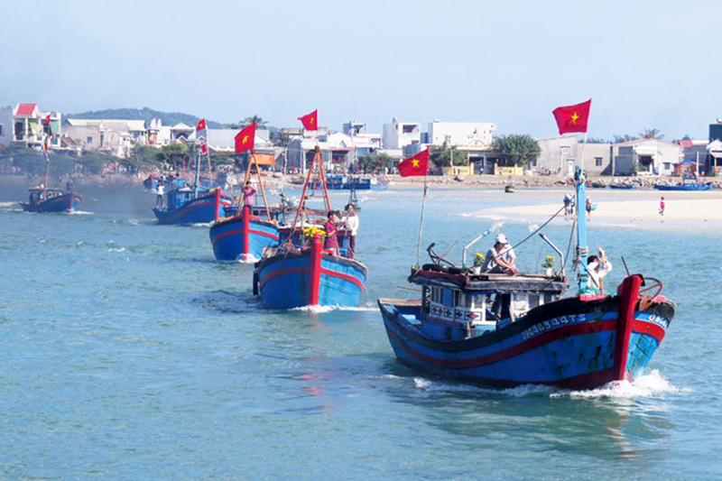 Đánh bắt xa bờ và thế trận bảo vệ vùng biển Tổ quốc. Ảnh minh hoạ