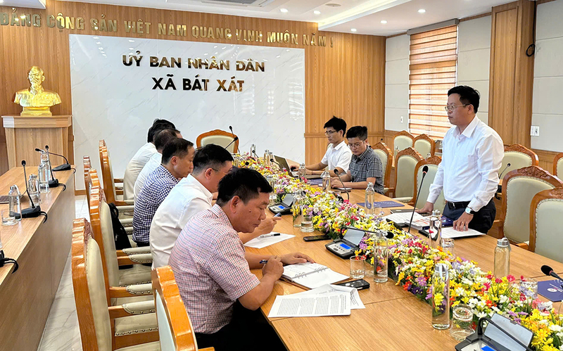 Chủ tịch UBND xã Bát Xát, Lào Cai phát biểu.