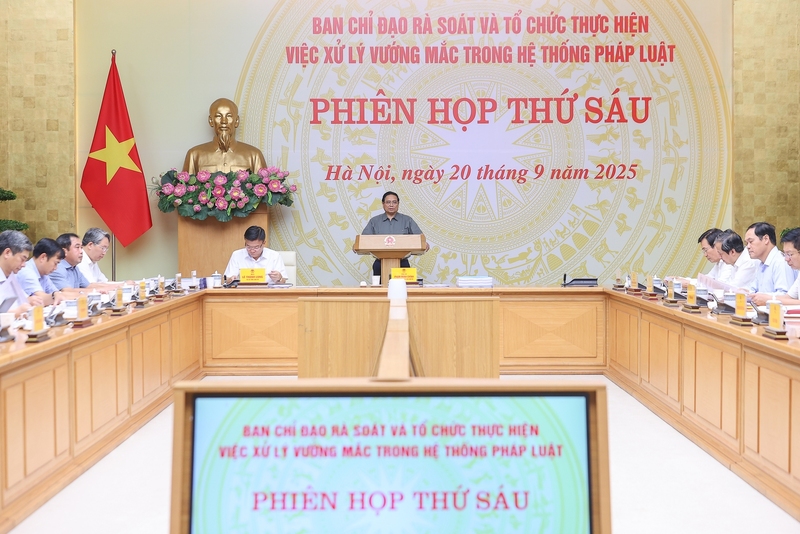 Thủ tướng Chính phủ Phạm Minh Chính chủ trì phiên họp. Ảnh: VGP/Nhật Bắc.