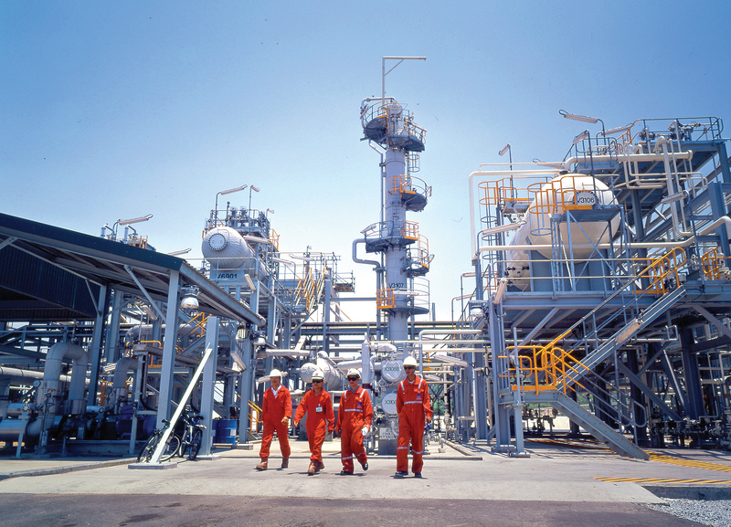 Từ những ngày đầu gian khó, với hành trình 50 năm, Petrovietnam đã từng bước khẳng định được vị thế tiên phong trong bảo đảm an ninh năng lượng, đóng góp lớn vào ngân sách.