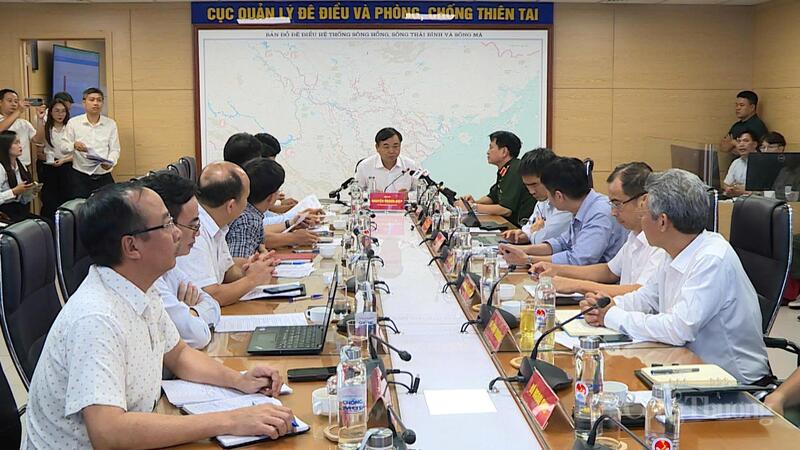 Toàn cảnh cuộc họp.