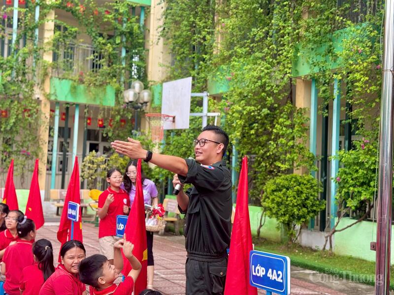 Buổi tuyên truyền giúp các em nhỏ rèn luyện phản xạ và kỹ năng xử lý tình huống nguy hiểm.