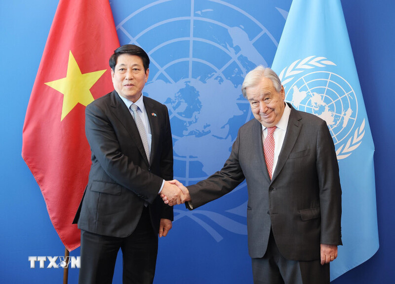 Chủ tịch nước Lương Cường gặp Tổng Thư ký Liên hợp quốc Antonio Guterres. Ảnh: Lâm Khánh/TTXVN.