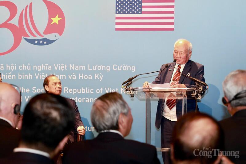 Trung tướng, Anh hùng Lực lượng vũ trang nhân dân Nguyễn Văn Phiệt, nguyên Phó tư lệnh về Chính trị Quân chủng Phòng không - Không quân kể lại ký ức chiến thắng B52.
