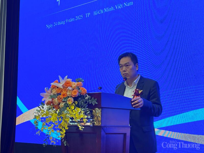 Ông Võ Hồng Sơn, Trưởng đại diện Văn phòng Bộ Công Thương khu vực miền Trung - miền Nam phát biểu tại hội nghị.