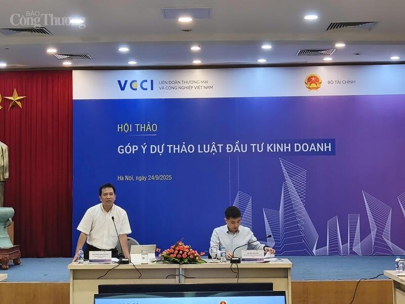 VCCI và Bộ Tài chính tổ chức hội thảo góp ý dự thảo Luật Đầu tư kinh doanh. Ảnh: NH